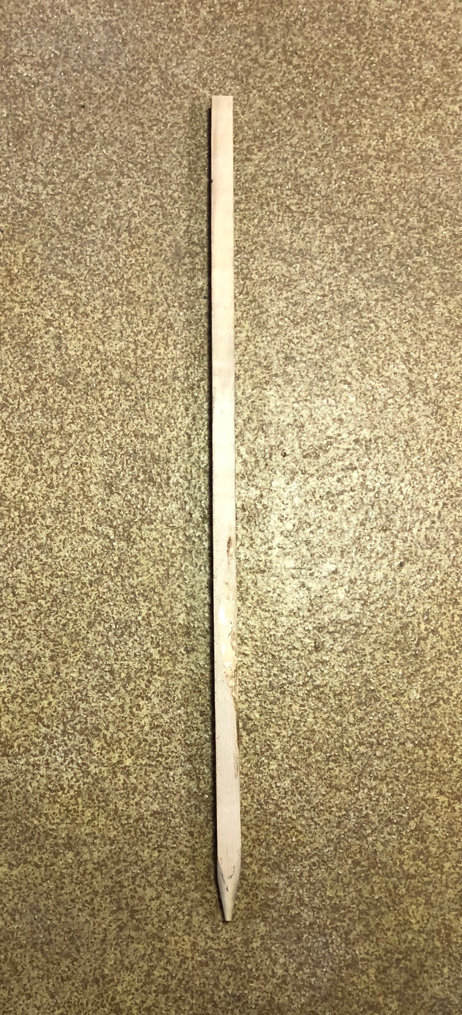 4' Hardwood Stakes 4' Hardwood Stakes